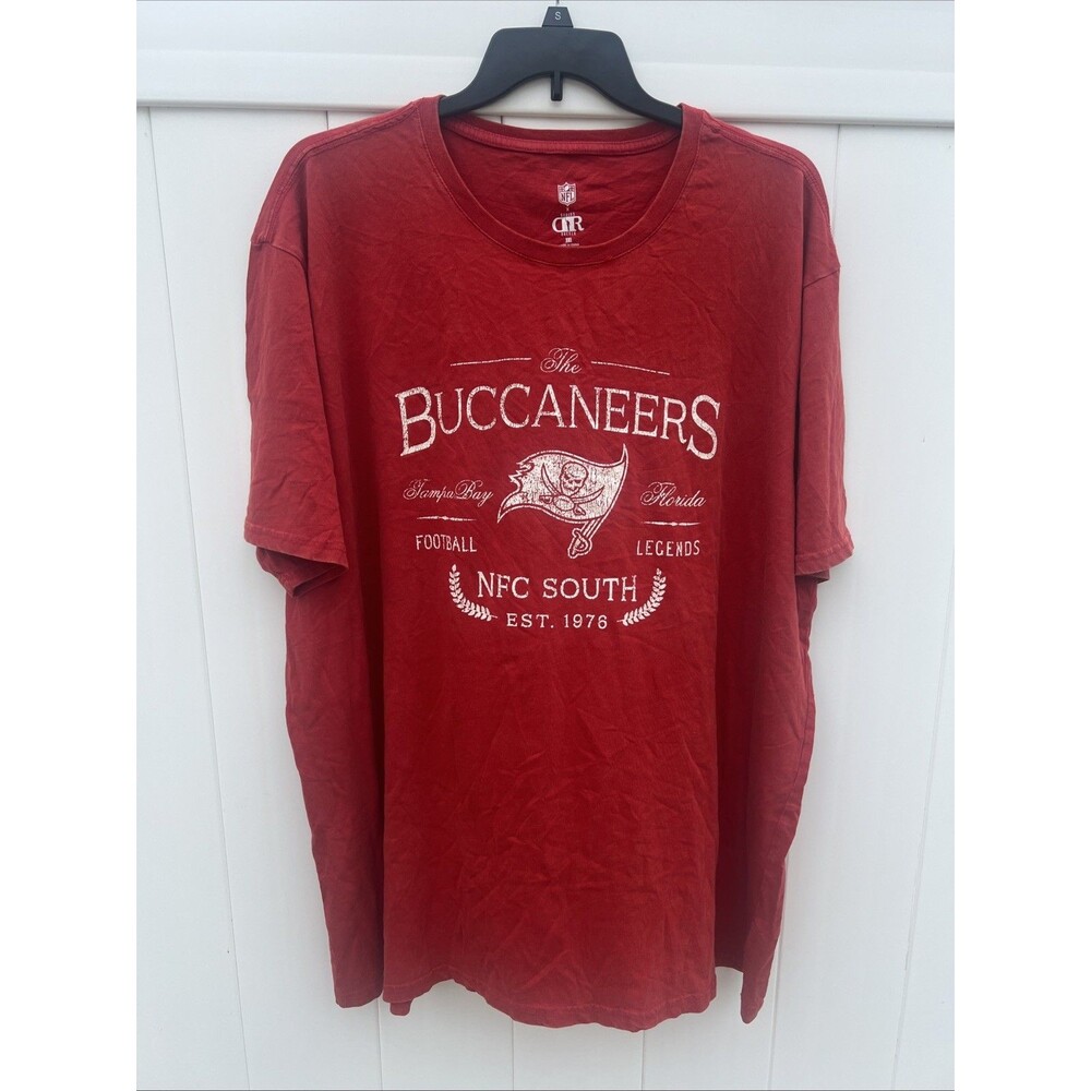 NEW Tampa Bay Buccaneers x Darius Rucker Men's T-Shirt Red